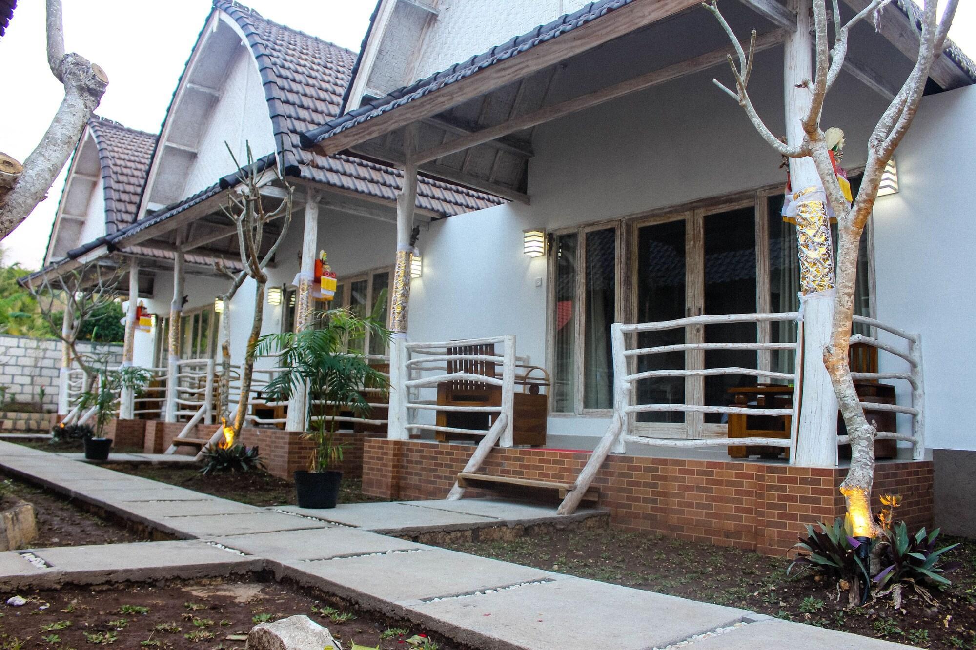 Angels Bungalow Nusa Penida Ped Exterior foto