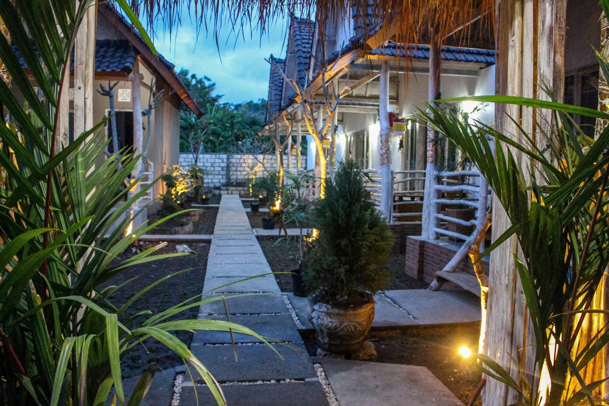 Angels Bungalow Nusa Penida Ped Exterior foto