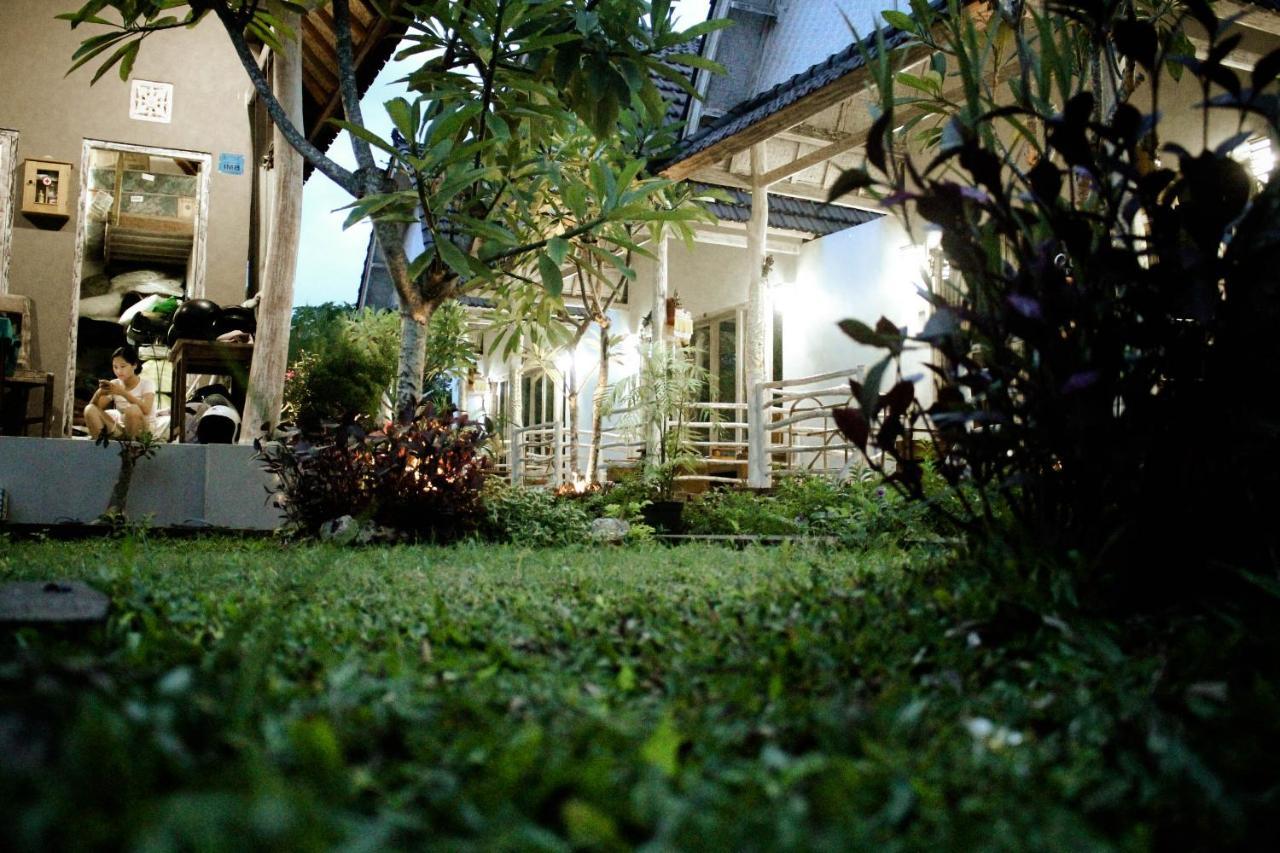 Angels Bungalow Nusa Penida Ped Exterior foto